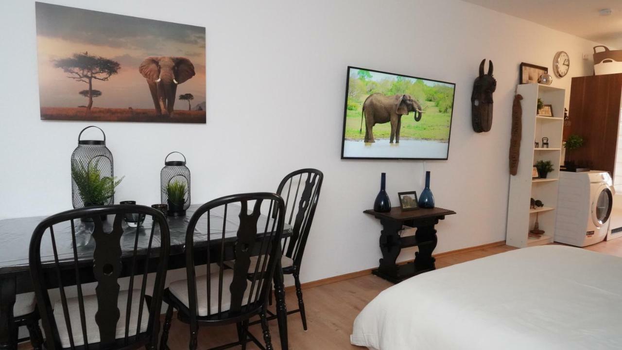 Appartement 900m To Exhibition *